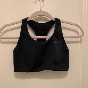 Nike Dry-fit Sports Bra
